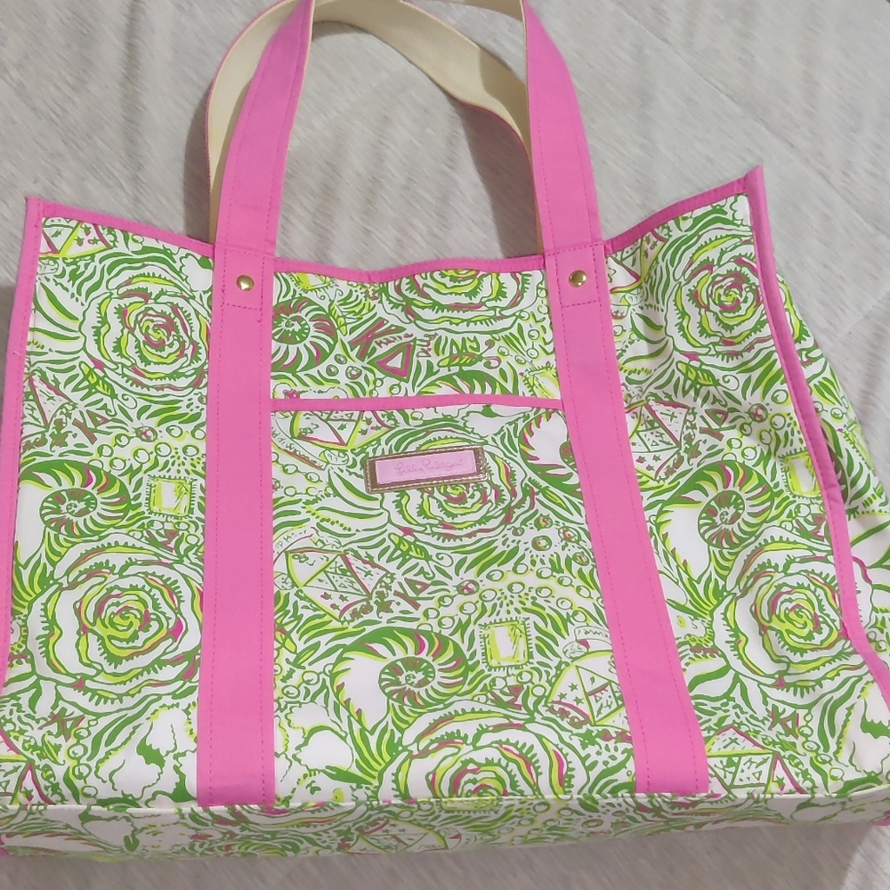 2 lilly Pulitzer bags